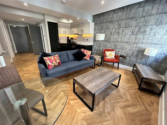 2 Bedroom Flat To Rent In Beaufort House, - Newhall Street, Birmingham, B3