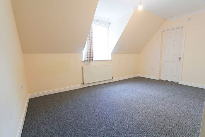 2 Bedroom Flat To Rent In Avondale Road, South Croydon, CR2