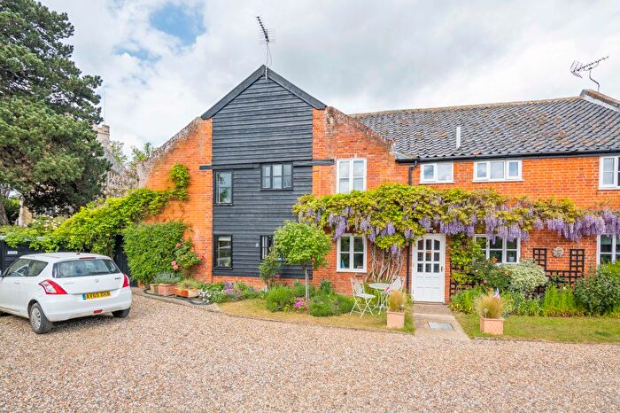 2 Bedroom Flat To Rent In Cavendish, Sudbury, CO10