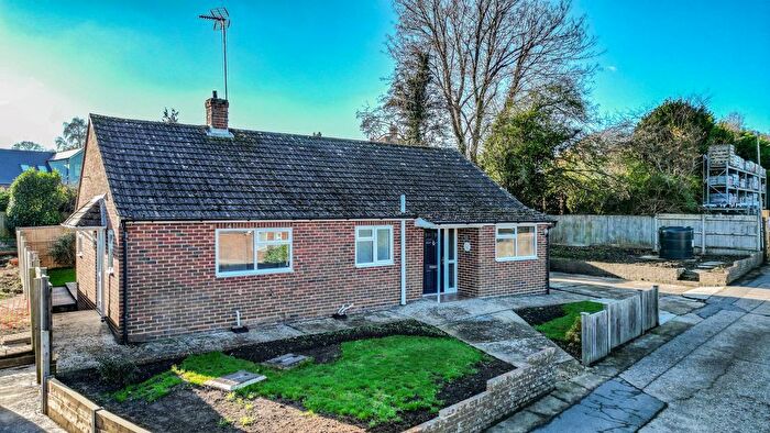 3 Bedroom Bungalow For Sale In Wheatfield Drive, Cranbrook, TN17