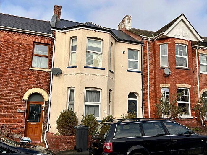 2 Bedroom Flat For Sale In Raleigh Road, Exmouth, EX8