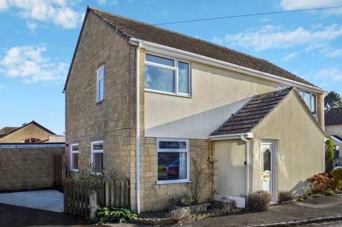 2 Bedroom Semi-Detached House To Rent In New Road, Woodstock, OX20