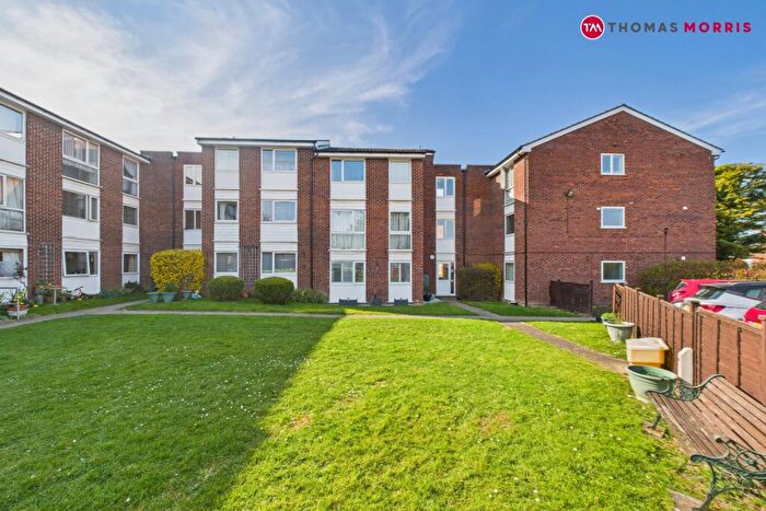 2 Bedroom Apartment For Sale In Tennyson Close, Royston, Hertfordshire, SG8