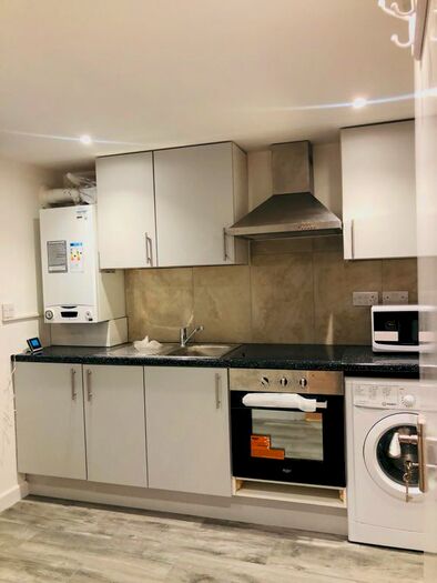 1 Bedroom Flat To Rent In Bellegrove Road, Welling, DA16