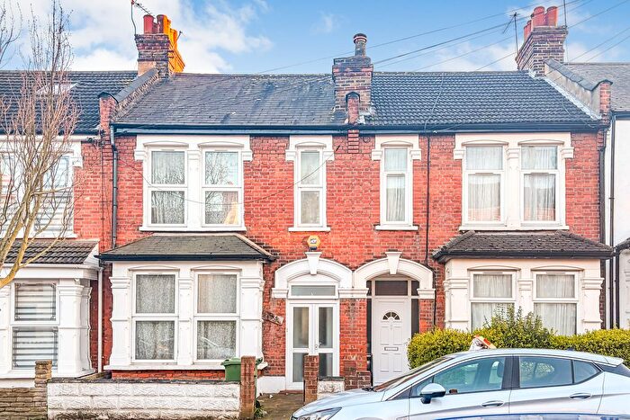 3 Bedroom Terraced House For Sale In Chesterford Road, London, E12