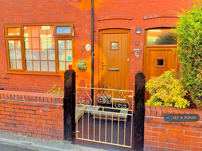 3 Bedroom Terraced House To Rent In Tom Shepley Street, Hyde, SK14