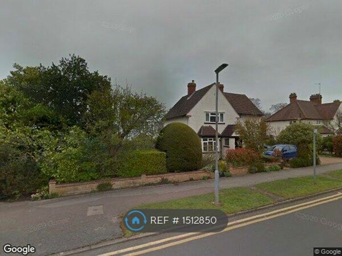 3 Bedroom Detached House To Rent In Souberie Avenue, Letchworth Garden City, SG6