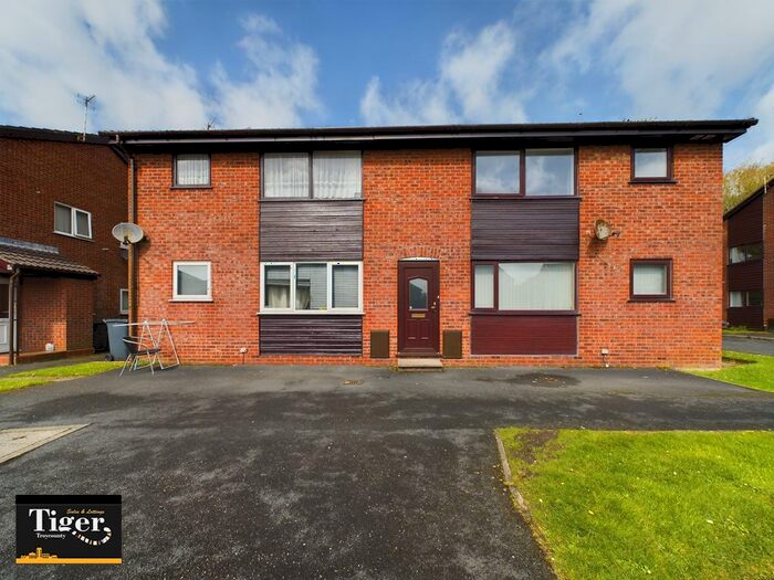 Studio To Rent In Badgers Walk East, Lytham St. Annes, FY8