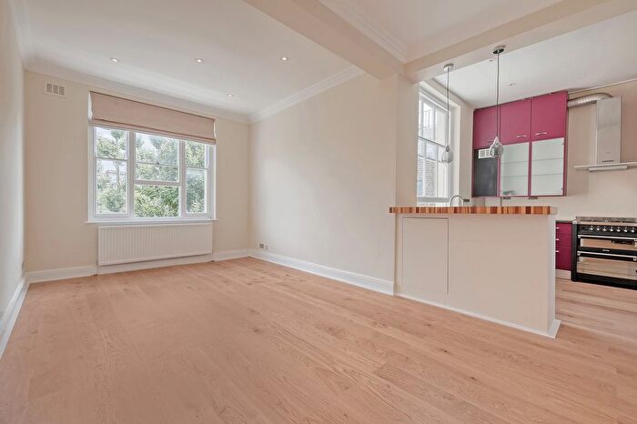 2 Bedroom Flat To Rent In Warrington Crescent, London, W9