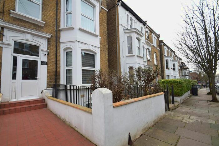 Studio To Rent In Alfred Road, London, W3
