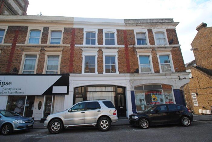 1 Bedroom Flat To Rent In High Street, Margate, CT9