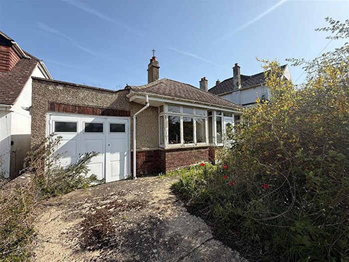 2 Bedroom Detached Bungalow For Sale In Marlborough Road, Swindon, SN3