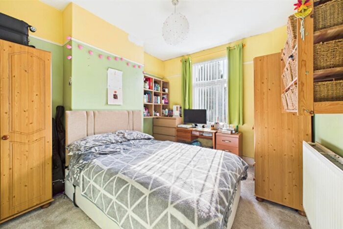 5 Bedroom Terraced House For Sale In Heeley Bank Road, Heeley, S2