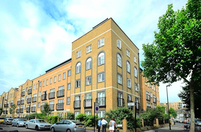 1 Bedroom Flat To Rent In Stockwell Green, Stockwell, London, SW9