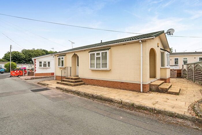 2 Bedroom Park Home For Sale In Tilbey Drive, Marsh Lane, Frodsham, Cheshire, WA6