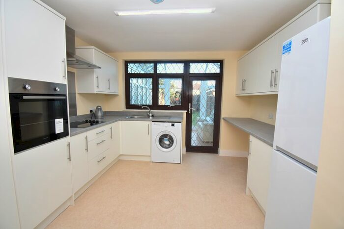 2 Bedroom Semi-Detached House To Rent In Wellington Avenue, Blackfen, Sidcup DA15
