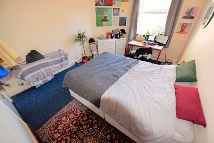 7 Bedroom House To Rent In Richmond Mount, LS6