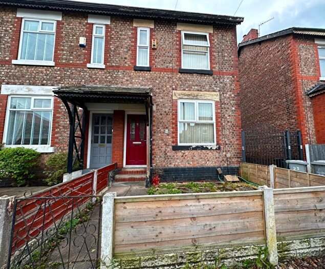 2 Bedroom Terraced House For Sale In School Road, Stretford, M32