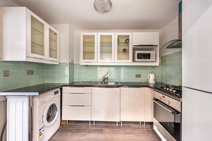 3 Bedroom House To Rent In Maple Mews, Maida Vale, London, NW6