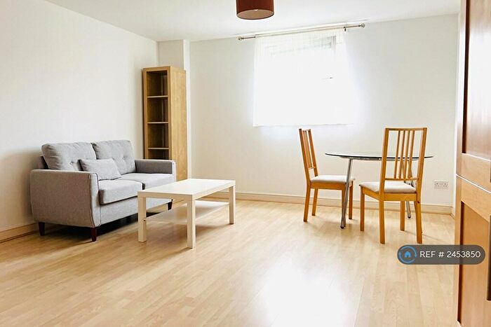 1 Bedroom Flat To Rent In Greenfell Mansions, London, SE8