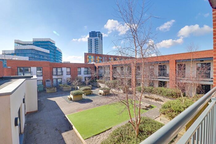 2 Bedroom Apartment For Sale In Keel Road, Woolston, SO19