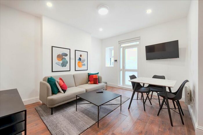 1 Bedroom Flat To Rent In Warwick Road (/), London, SW5