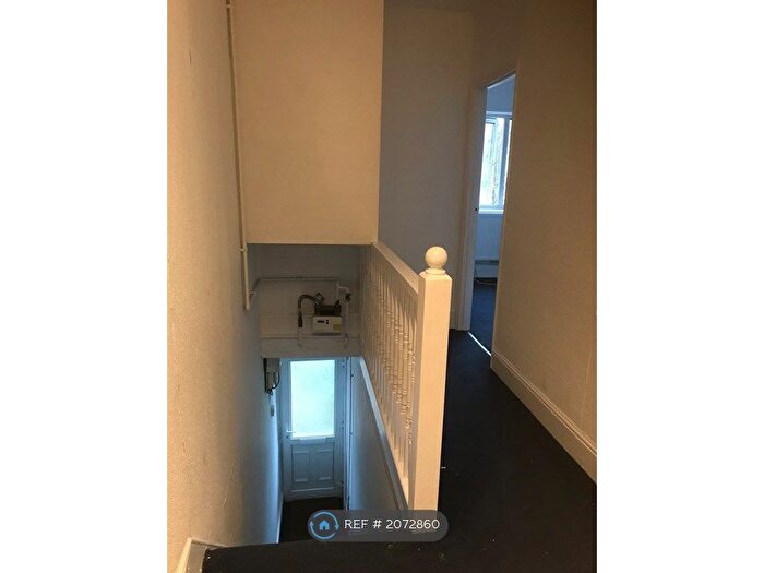 1 Bedroom Flat To Rent In Lancing Road, Croydon, CR0