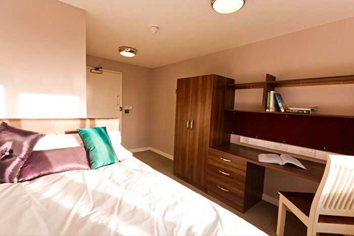 1 Bedroom House To Rent In Lyttleton House, Bridge Road, Birmingham, B8