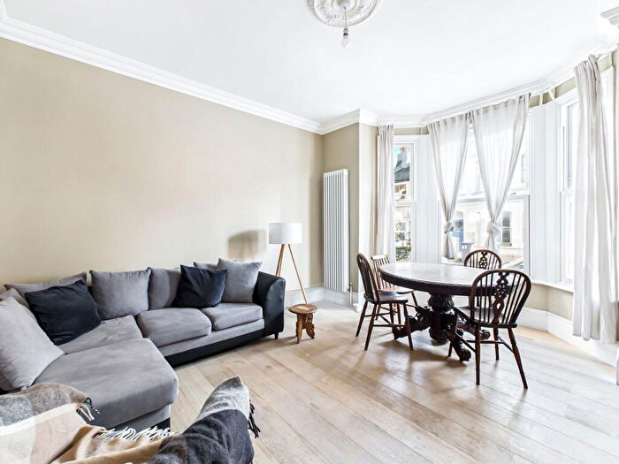 2 Bedroom Terraced House For Sale In Cobden Road, Worthing, BN11