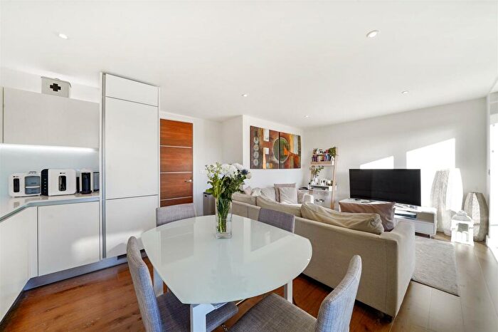 2 Bedroom Apartment For Sale In Merlin Court, Kidbrooke Village, SE3