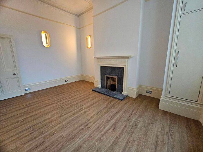2 Bedroom Flat To Rent In Eaton Place, Brighton, BN2