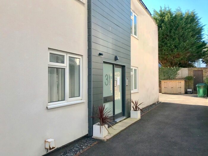 2 Bedroom Flat To Rent In Maldon Road, Brighton, BN1