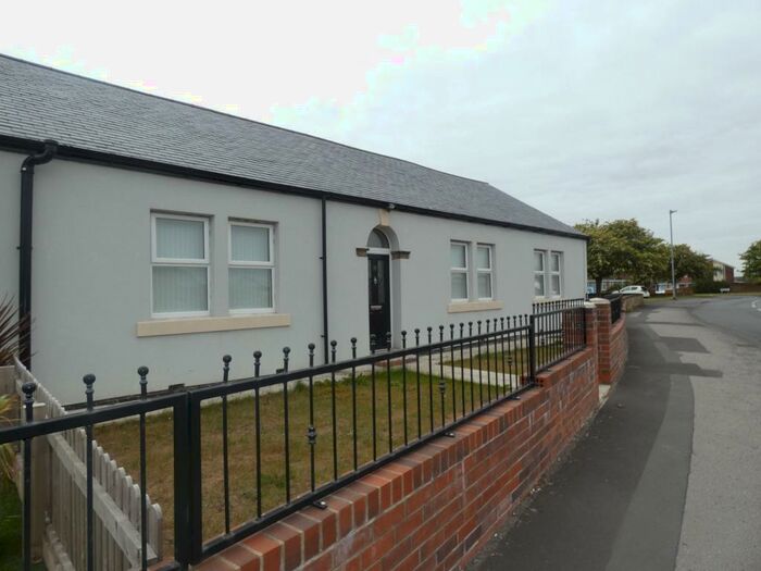 3 Bedroom Bungalow To Rent In Albion Court, Cowpen, Blyth, Northumberland, NE24