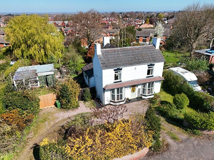 3 Bedroom Detached House For Sale In Holyhead Road, Telford, Shropshire, TF1