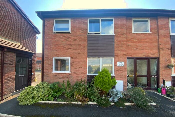 1 Bedroom Apartment To Rent In The Hamlet, Lytham St Annes, FY8