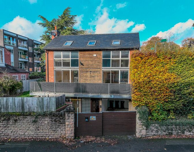 3 Bedroom Detached House To Rent In Mapperley Road, Nottingham, NG3