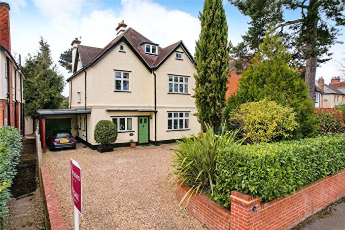 6 Bedroom Detached House For Sale In Hersham Road, Walton-On-Thames, KT12