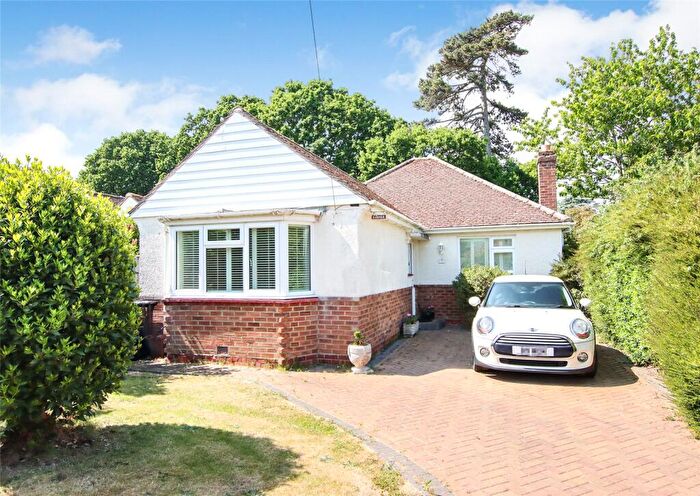 2 Bedroom Bungalow For Sale In Gordon Road, Pennington, Hampshire, SO41