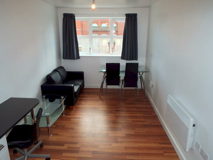 2 Bedroom Apartment To Rent In Clyde Court, Leicester, LE1