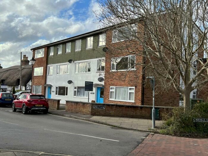 1 Bedroom Flat To Rent In Cherville Court, Romsey, SO51