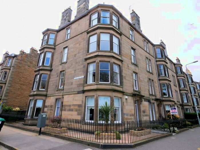 3 Bedroom Flat To Rent In Comely Bank Road, Comely Bank, Edinburgh, EH4