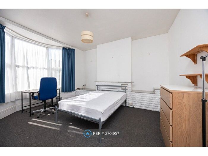 5 Bedroom Terraced House To Rent In Upper Lewes Road, Brighton, BN2