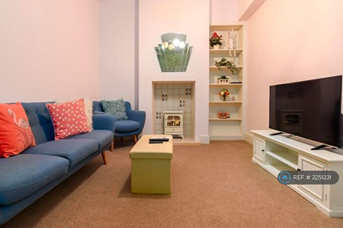 1 Bedroom Terraced House To Rent In Leonard Lane, Bristol, BS1