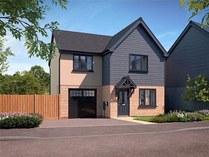 3 Bedroom Detached House For Sale In Carrine Road, Truro, TR1