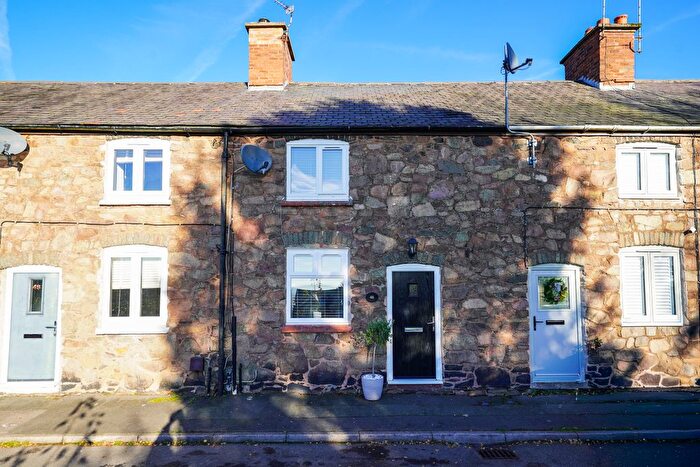 2 Bedroom Cottage For Sale In Hill Side, Markfield, Leicestershire, LE67