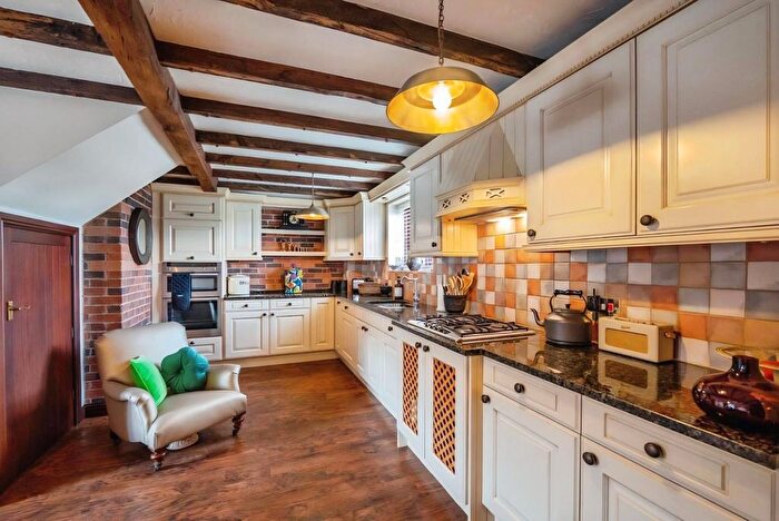 2 Bedroom Barn Conversion For Sale In Mill Lane, Little Aston, WS9