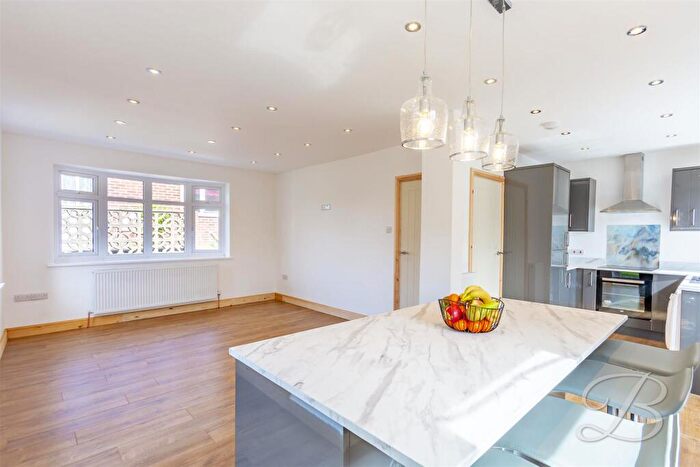 3 Bedroom Detached Bungalow To Rent In Allens Green Avenue, Selston, Nottingham, NG16