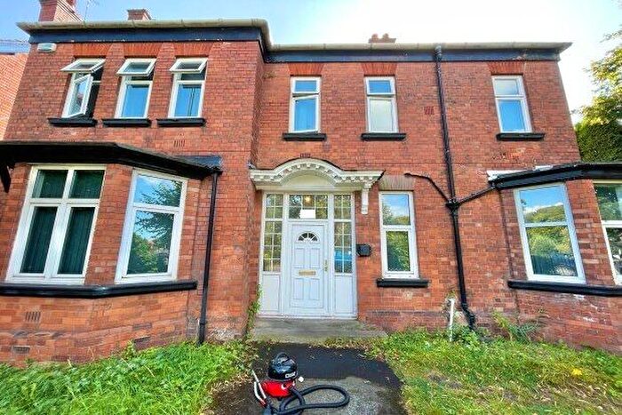 Studio To Rent In Binley Road, Coventry, CV3