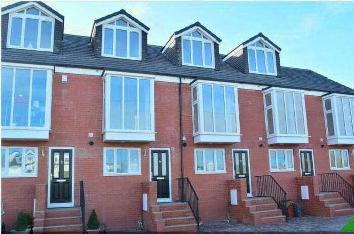 3 Bedroom Terraced House To Rent In Beach View Court, Norfolk Lane, DN35