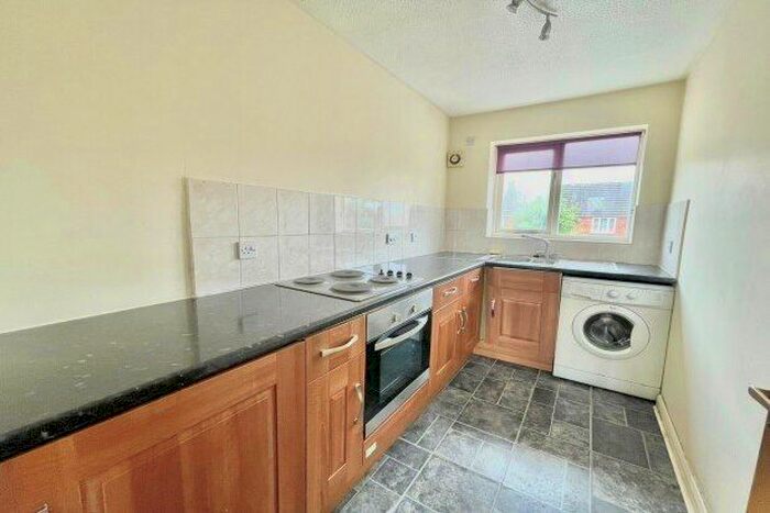 1 Bedroom Maisonette To Rent In Sorrel Drive, Walsall, WS5